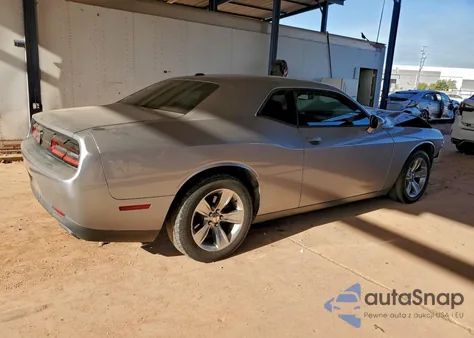 2015 Dodge Challenger Sxt z USA, uszkodzony, nr VIN 2C3CDZAG4FH770549